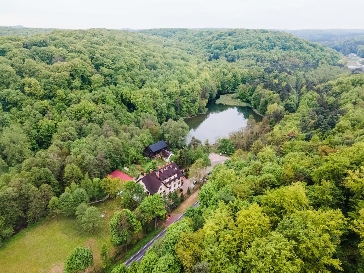 Złoty Jeleń - restauracja i dom gościnny Potok Zloty Zewnętrze zdjęcie